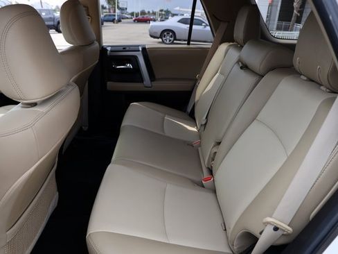 Used 2019 Toyota 4Runner SR5 Premium image 13