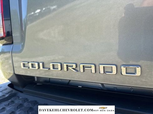 Used 2023 Chevrolet Colorado Z71 w/ Z71 Convenience Package 2 AWD/4WD image 46