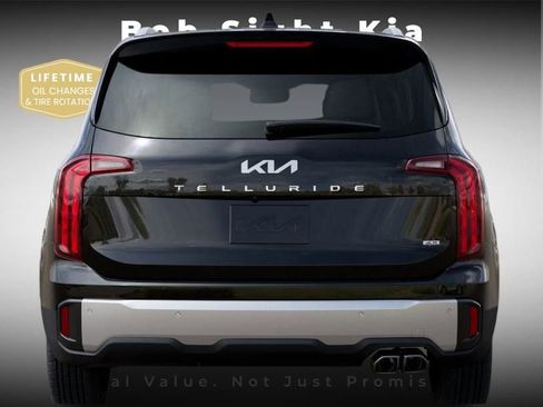 New 2025 Kia Telluride S image 13