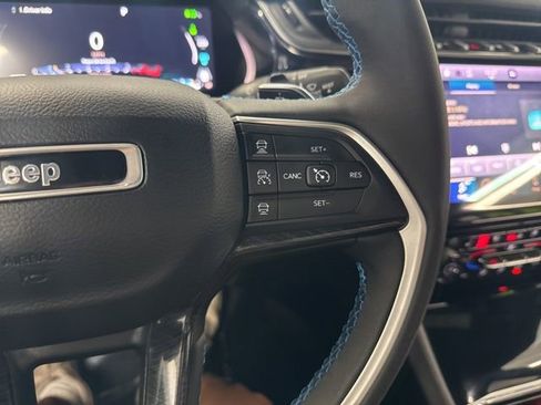 Used 2024 Jeep Grand Cherokee Trailhawk w/ Luxury Tech Group III image 40