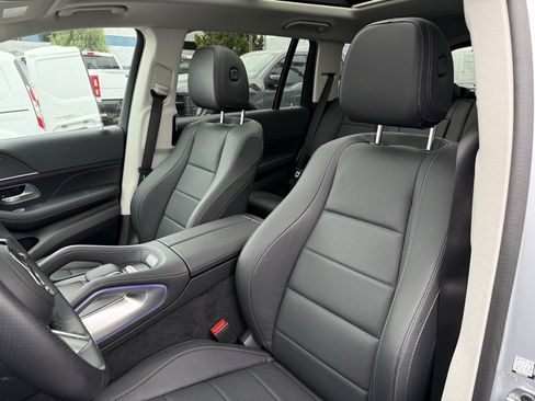 Certified 2026 Mercedes-Benz GLS 450 4MATIC image 13