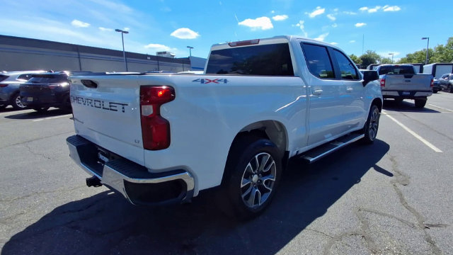 Certified 2022 Chevrolet Silverado 1500 LT AWD/4WD image 8