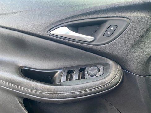 Used 2024 Buick Encore GX Sport Touring image 26