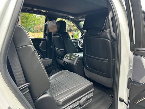 Used 2024 Cadillac Escalade Sport Platinum w/ LPO, ONYX Package AWD/4WD image 54