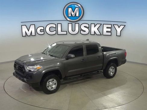Used 2020 Toyota Tacoma SR AWD/4WD image 1