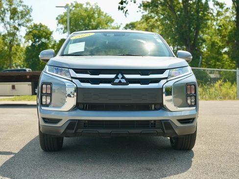 Used 2025 Mitsubishi Outlander Sport SE image 3
