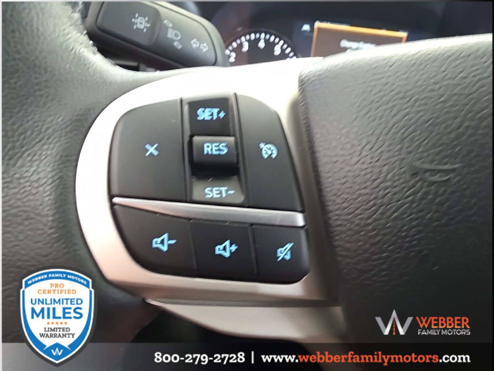 Used 2023 Ford Explorer XLT w/ Equipment Group 202A AWD/4WD image 23