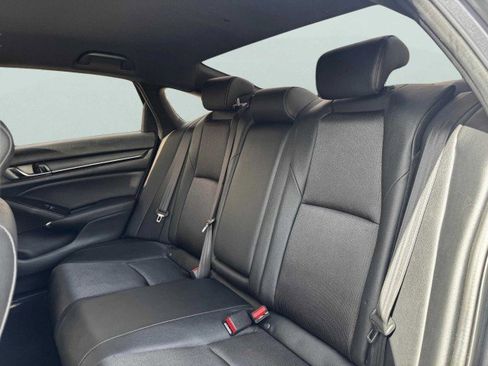 Used 2019 Honda Accord Sport image 34