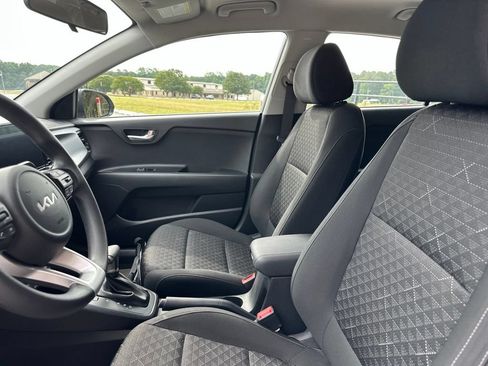 Used 2022 Kia Rio S FWD image 10