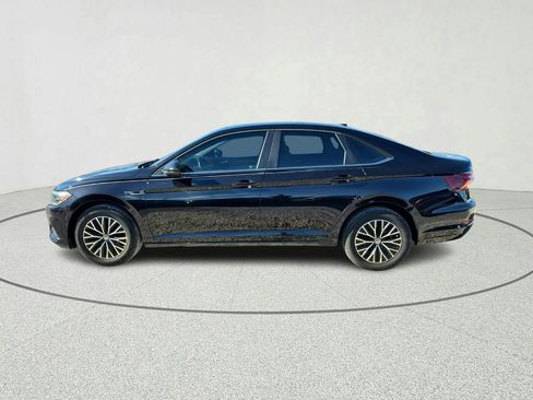 Used 2019 Volkswagen Jetta SEL FWD image 2
