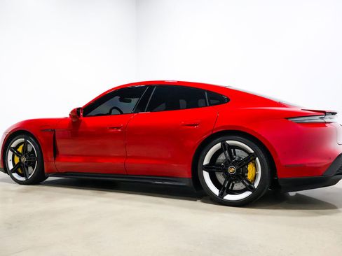 Used 2020 Porsche Taycan image 14