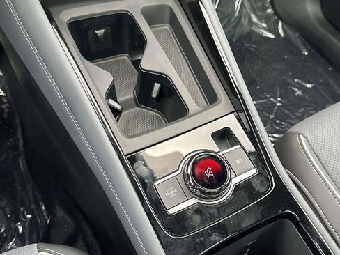 New 2026 Volkswagen Tiguan SEL R-Line image 23