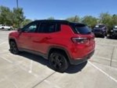 Used 2023 Jeep Compass Trailhawk AWD/4WD image 5