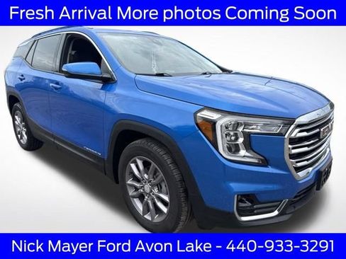 Used 2024 GMC Terrain SLT AWD/4WD image 10