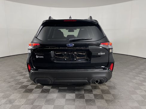 New 2025 Subaru Forester Limited image 4