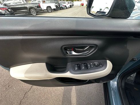 Used 2024 Honda HR-V LX image 13
