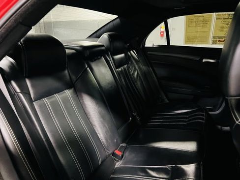 Used 2016 Chrysler 300 S image 29