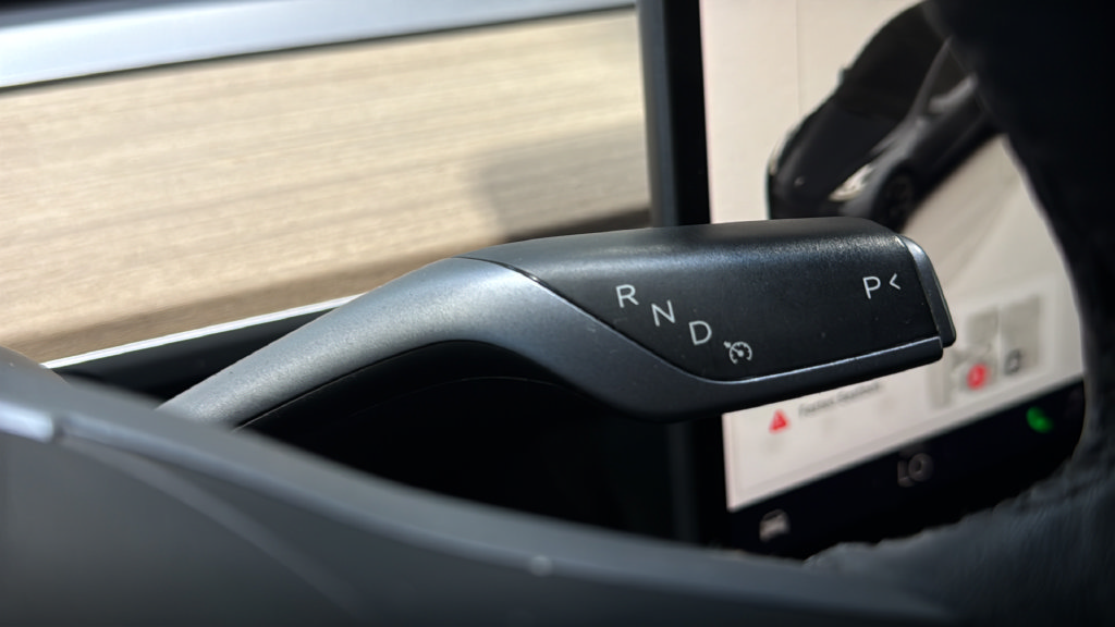 Used 2022 Tesla Model Y Long Range AWD/4WD image 34