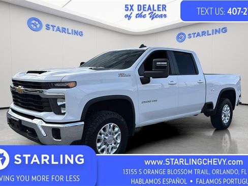 Used 2024 Chevrolet Silverado 2500 LT image 1