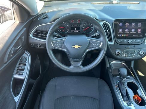 Used 2023 Chevrolet Malibu LT FWD image 29