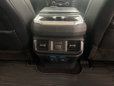 Used 2022 Ford F150 Raptor w/ Raptor 37 Performance Package AWD/4WD image 21
