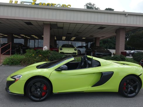 Used 2016 McLaren 650S Spider image 7