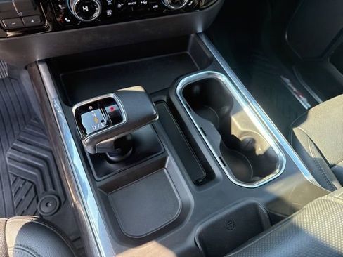 Used 2022 Chevrolet Silverado 1500 LTZ w/ LTZ Convenience Package II image 30