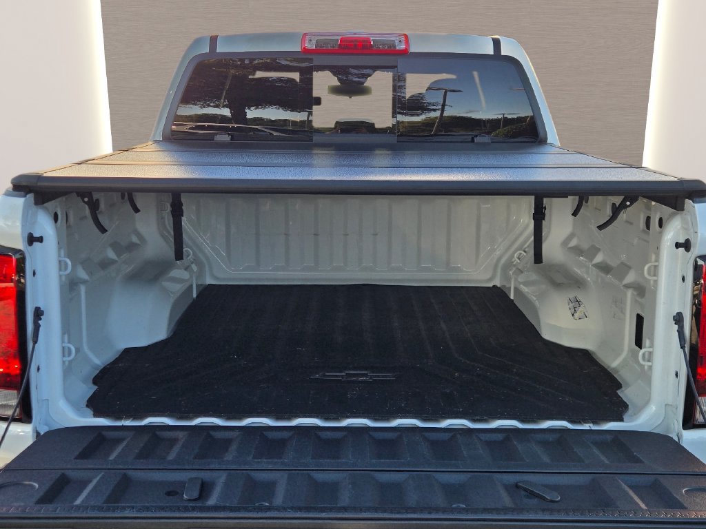 Used 2026 Chevrolet Colorado W/T w/ Advanced Trailering Package RWD image 12