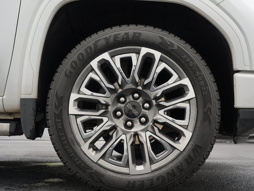 Certified 2024 GMC Sierra 1500 Denali Ultimate AWD/4WD image 38