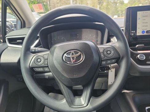 Certified 2025 Toyota Corolla LE image 21