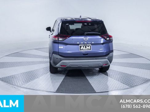Used 2023 Nissan Rogue SV FWD image 8