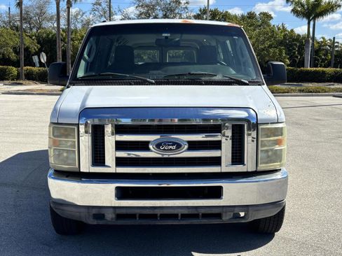 Used 2010 Ford E-350 and Econoline 350 XL image 3