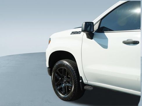 Used 2023 Chevrolet Silverado 1500 Custom Trail Boss w/ LPO, Dark Essentials Package AWD/4WD image 35