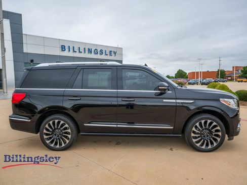 Used 2021 Lincoln Navigator Reserve w/ Luxury Package AWD/4WD image 8