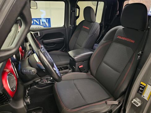 Used 2020 Jeep Gladiator Rubicon AWD/4WD image 5