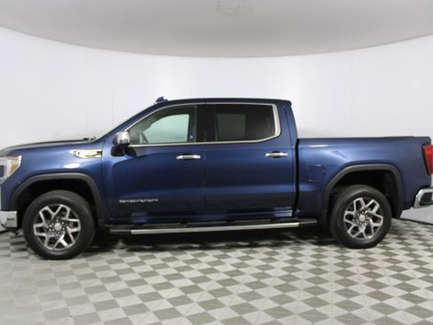 Used 2021 GMC Sierra 1500 SLT w/ SLT Premium Plus Package RWD image 30