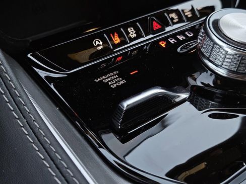 New 2025 Jeep Wagoneer Series II w/ Premium Group I image 13