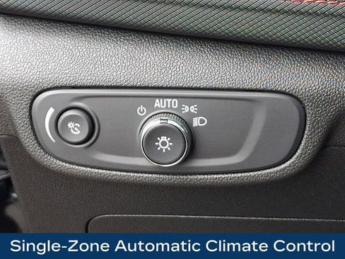 Used 2026 Chevrolet TrailBlazer RS w/ Convenience Package AWD/4WD image 9