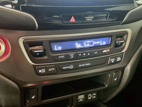 Used 2023 Honda Passport EX-L image 23