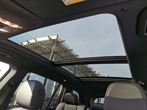 Certified 2022 Mercedes-Benz GLS 450 4MATIC image 12