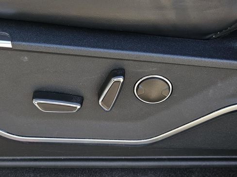 Used 2025 Ford F150 Raptor image 31