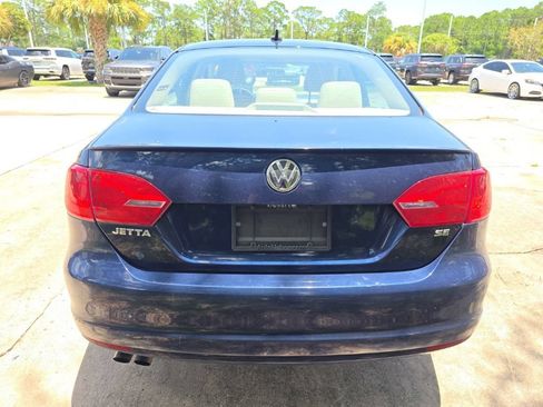 Used 2014 Volkswagen Jetta SE FWD image 4
