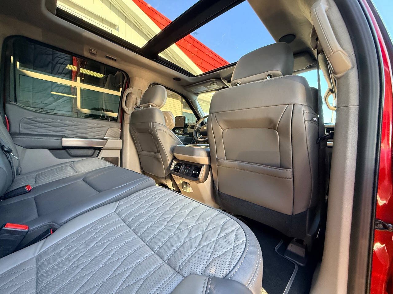 Used 2026 Ford F450 Platinum w/ Platinum Plus Package AWD/4WD image 42
