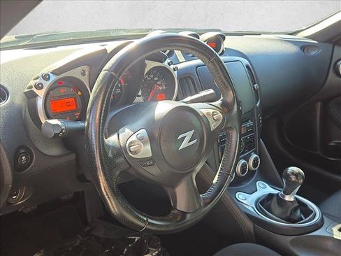 Used 2014 Nissan 370Z Coupe w/ Sport Package RWD image 10
