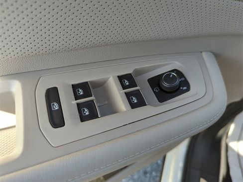 New 2026 Volkswagen Atlas SEL Premium R-Line image 31