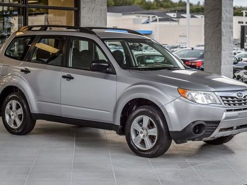 Used 2012 Subaru Forester 2.5X w/ Popular Pkg 1 image 4