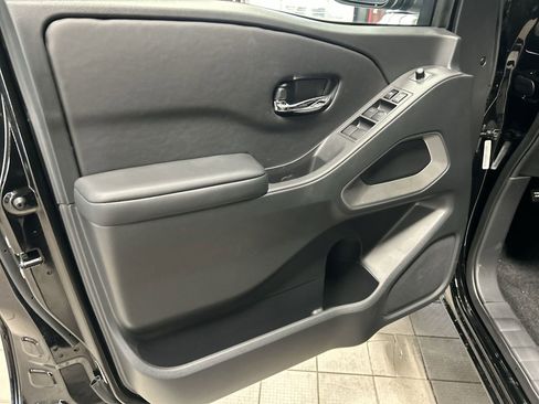 New 2026 Nissan Frontier SV w/ SV Convenience Package image 25