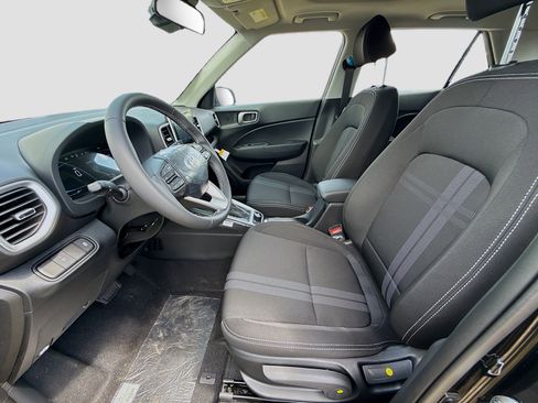 New 2026 Hyundai Venue SEL FWD image 14