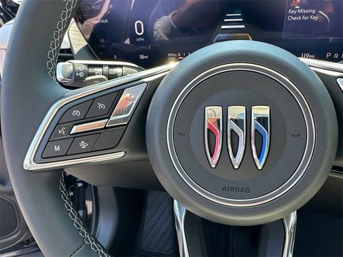 New 2025 Buick Envision Avenir image 26