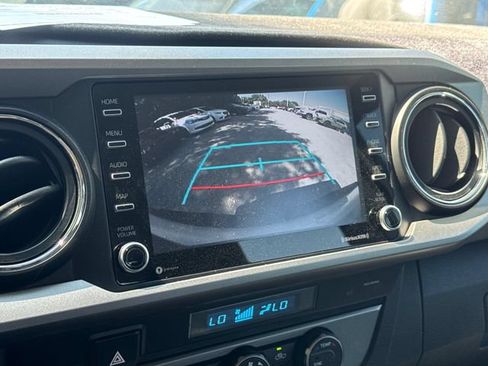 Used 2021 Toyota Tacoma SR5 AWD/4WD image 20